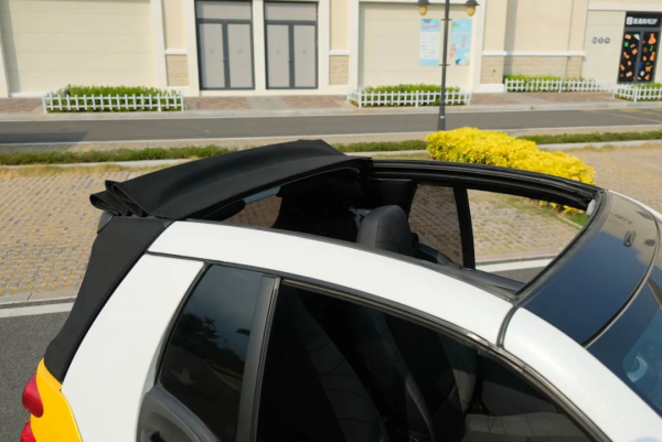 「阿站長開車」嚮往天空自由的小可愛——二手 敞篷SMART