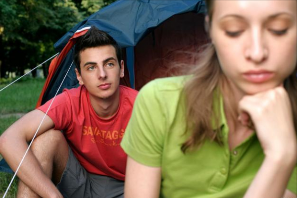 情侶網咖門口爭吵,女友怒吼:你要電腦還是要我,隨後當眾脫裙 情侶網咖門口爭吵,女友怒吼:你要電腦還是要我,隨後當眾脫裙