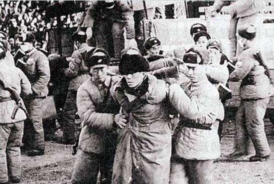 49年毛主席訪蘇訊息洩露，主席親自批示：我回來前鎮壓這個反革命