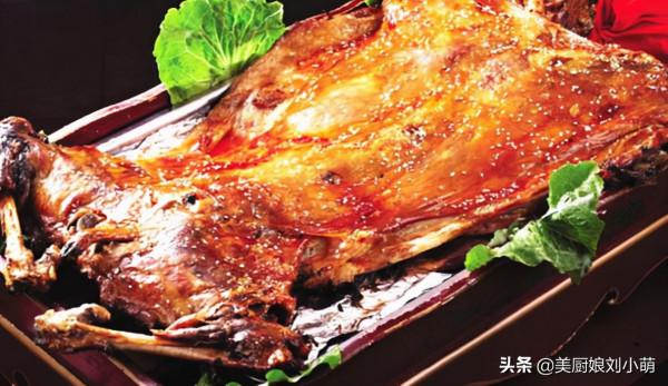 全國34個省市自治區的上百種特色美食，去旅遊就照著這個吃