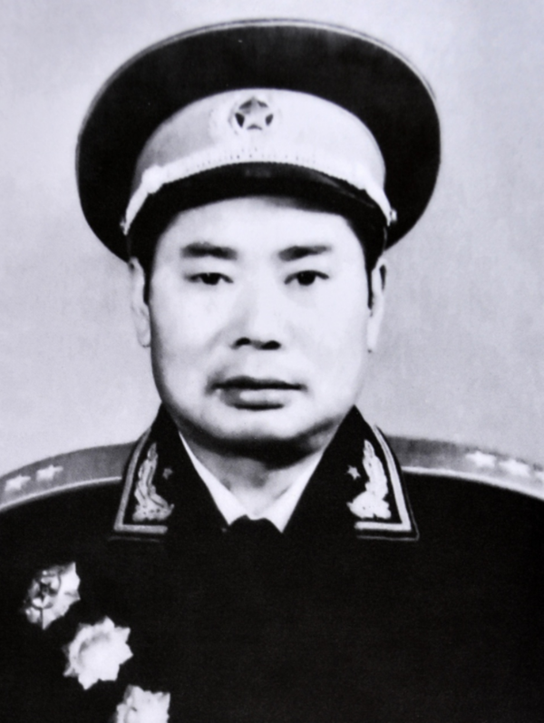 1955年，抗美援朝中6位功勳赫赫的兵團司令，都被授予何軍銜？