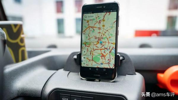 別拿豆包不當乾糧！試駕法國“老年代步車”