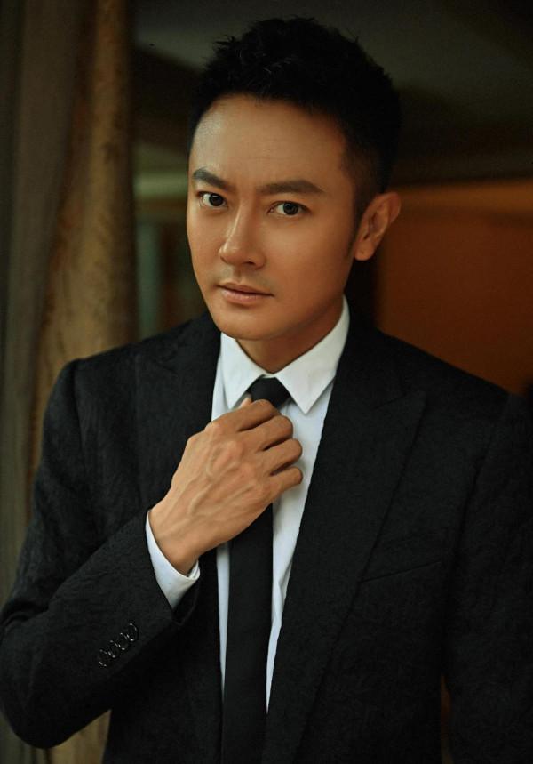 42歲的印小天，走到今天該怪誰呢？成於自己敗於插刀門