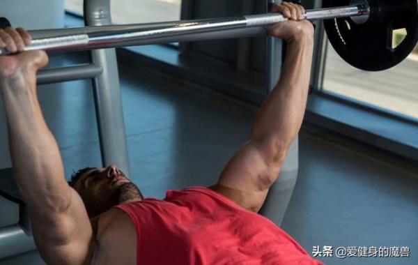 臥推沒感覺？這樣練，讓胸肌&OpenCurlyDoubleQuote;開掛增長&rdquo;