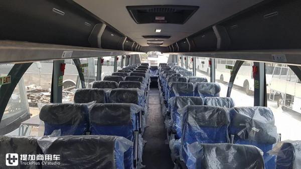 車長近15米，行李艙14方？帶您見識兩款賓士在印度推出的超長大巴