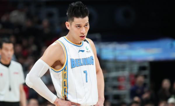 林書豪與首鋼愛情長跑到終點，彼此各退一步，近期將官宣簽約