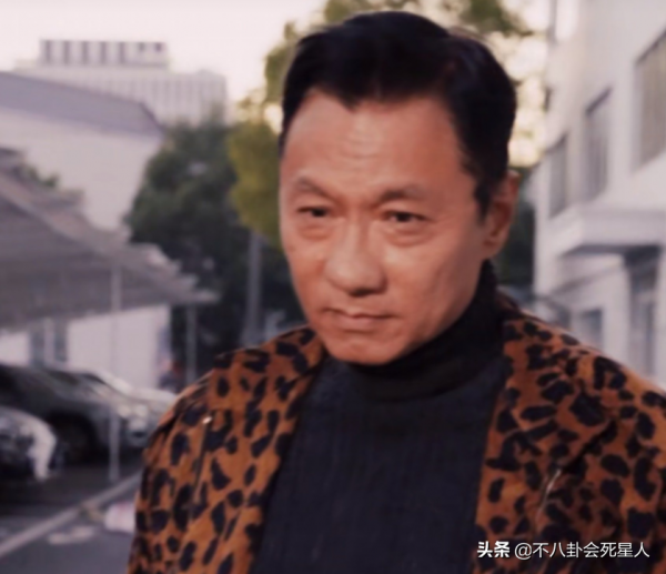 10位香港男神老去了！他們發福臉腫，臉松下垂，一頭白髮