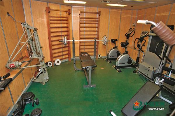 法國戰略核潛艇有多豪華？颱風級跟它比起來，就是一個縣城招待所