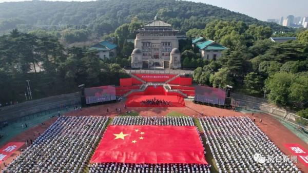 穿越時空！武大剛剛又衝上熱搜