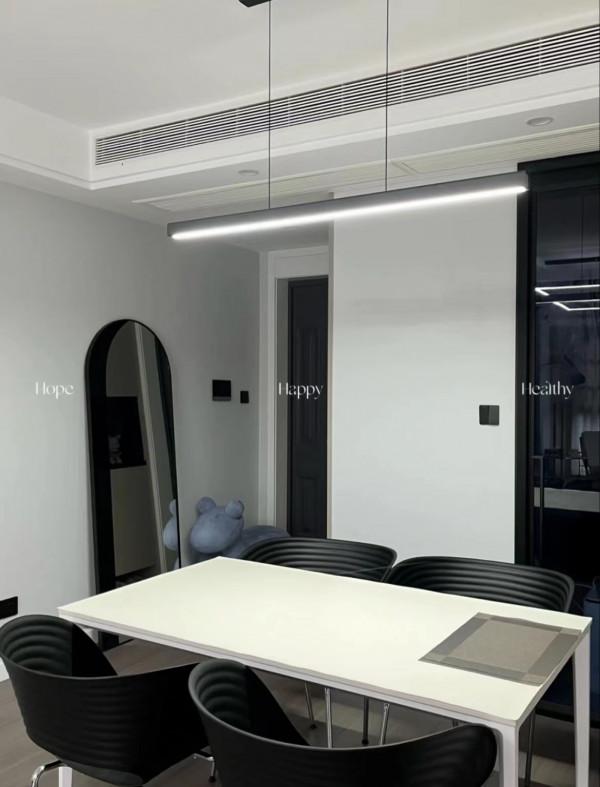 90後夫婦堅持&OpenCurlyDoubleQuote;窮裝&rdquo;，106㎡軟裝&plus;硬裝才花14W，網友：物超所值