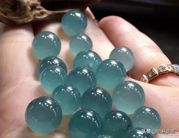 1.71億的翡翠珠鏈,是怎麼一顆顆“車”出來的? 1.71億的翡翠珠鏈,是怎麼一顆顆“車”出來的?