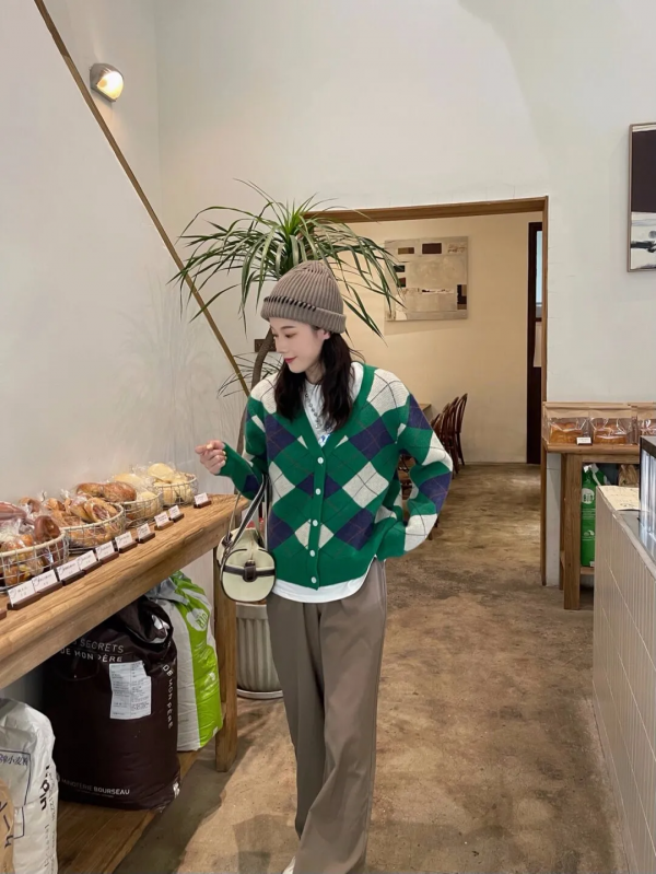 李小璐賈乃亮真複合了?穿情侶褲大秀恩愛? 李小璐賈乃亮真複合了?穿情侶褲大秀恩愛?