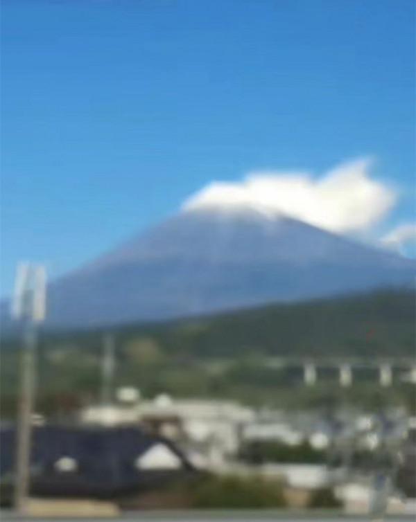 62歲知名戲骨移居日本!曬出聚會玩樂畫面,已嫁外籍老公住宅華麗 62歲知名戲骨移居日本!曬出聚會玩樂畫面,已嫁外籍老公住宅華麗