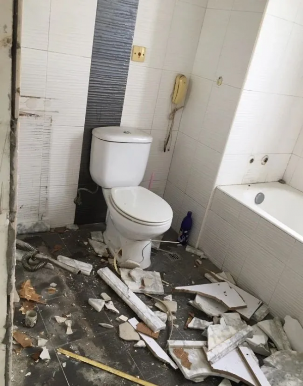 絕了！90㎡老房改造成“極簡黑白灰”，高階感爆棚