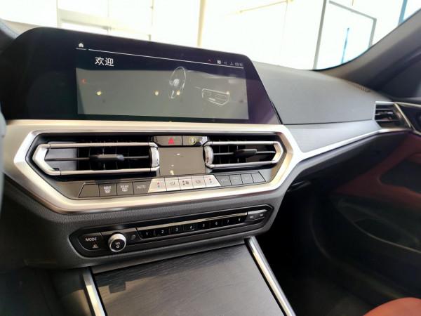 超大鼻孔夠激進 實拍全新寶馬4系敞篷版 比硬頂貴10萬 超大鼻孔夠激進 實拍全新寶馬4系敞篷版 比硬頂貴10萬