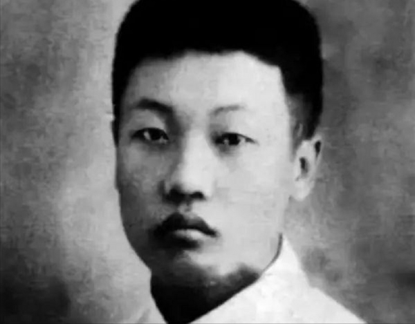 紅軍長征後，10位重要領導留守蘇區，9位不幸犧牲，他們是誰