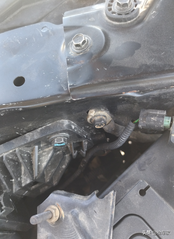 當年17萬落地的紅旗H5，給10萬就撿漏？買家：又不是不能開