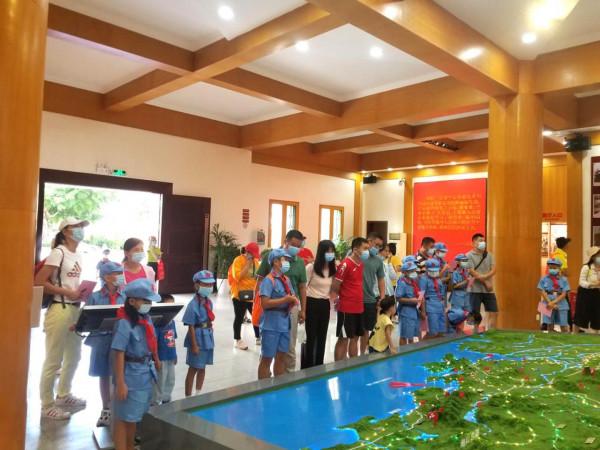 追尋紅色足跡,接受國防教育——大鵬新區大鵬辦事處武裝部開展國防教育活動 追尋紅色足跡,接受國防教育——大鵬新區大鵬辦事處武裝部開展國防教育活動