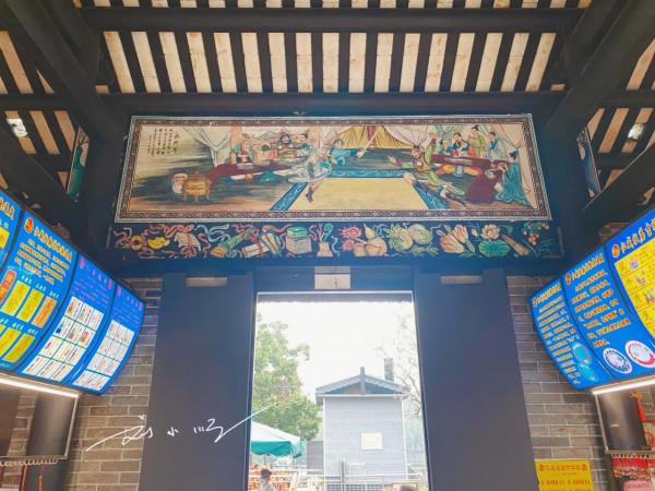 廣州荔灣湖旁邊有一座千年古廟，建築非常精美，很多遊客卻不知道