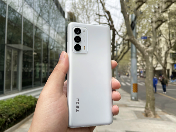 跟“半斤機”說再見,這4款輕薄機型不但配置強悍,價格還很親民 跟“半斤機”說再見,這4款輕薄機型不但配置強悍,價格還很親民