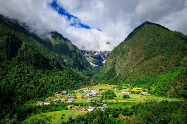 梅里雪山最後的淨土,一個藏在大山深處,僅有4戶人家的隱居之地 梅里雪山最後的淨土,一個藏在大山深處,僅有4戶人家的隱居之地