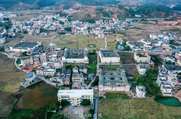 到廣東河源旅行,發現中國最大的四角樓建築群,太壯觀了 到廣東河源旅行,發現中國最大的四角樓建築群,太壯觀了