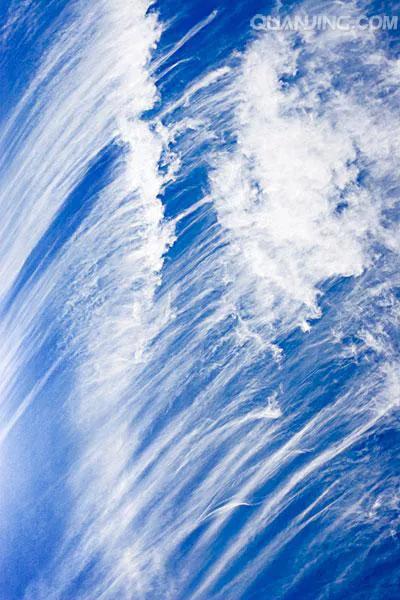 《七言詩》觀雲理。對聯：雲富精神自有心，擋馬行天為蹈興；水豐