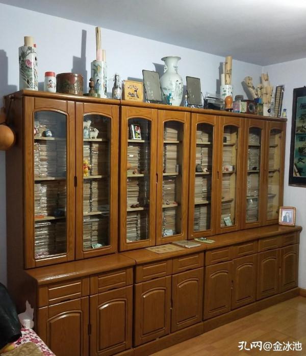 我積三十年之功，換得滿屋顏如玉，每天坐擁書城，僻靜清幽