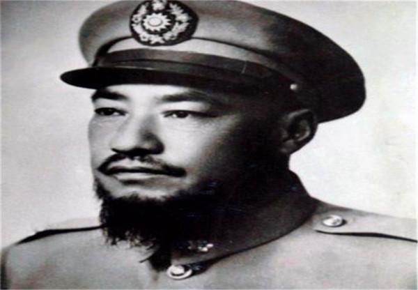 1949年,彭總在戈壁炮轟10萬馬家軍,血洗西北報當年伏擊紅軍之仇 1949年,彭總在戈壁炮轟10萬馬家軍,血洗西北報當年伏擊紅軍之仇