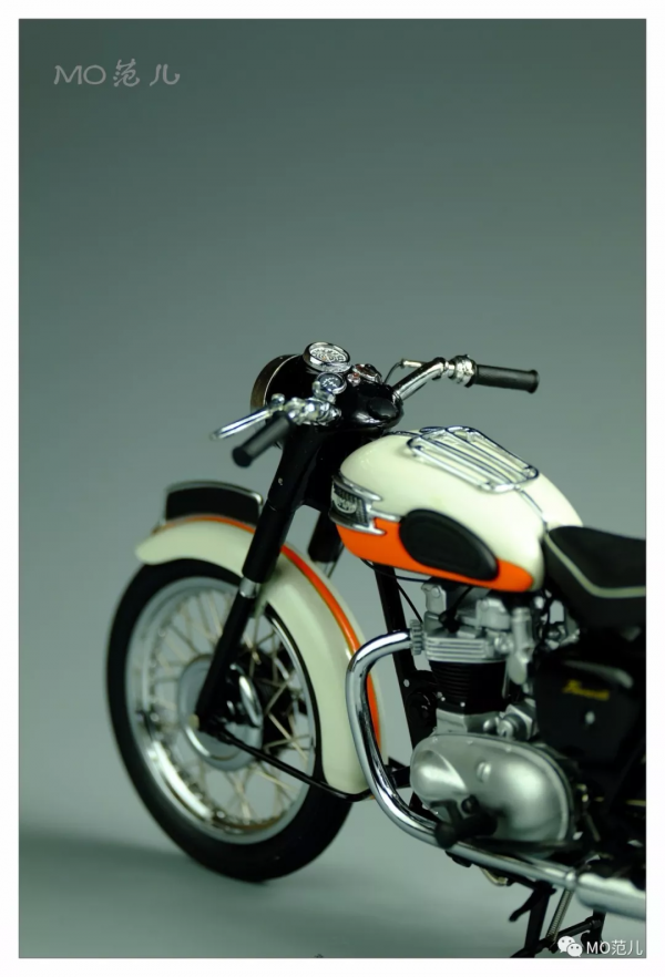 已經60歲了，還依然那麼年輕