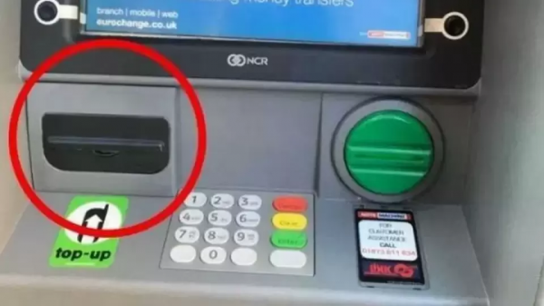 必看 | 倫敦驚現ATM取錢詐騙！這些常見的銀行卡盜刷手段你要知道