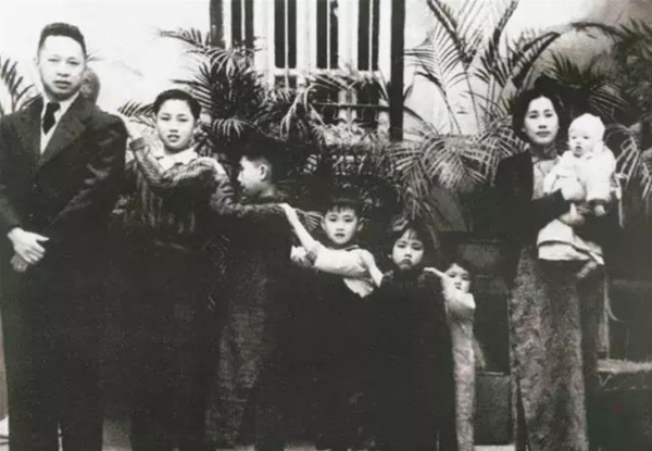 李秀文：葉挺之妻，曾是公認的校花，18歲嫁給葉挺共養育9個兒女