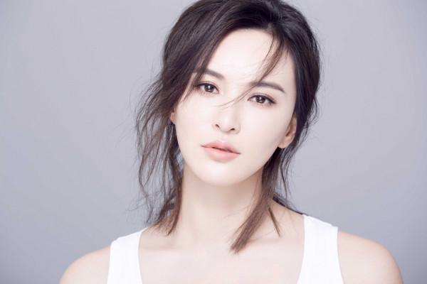 莫小奇:22歲懷孕生子,敗光父母80萬,被圈內稱為“烏鴉嘴” 莫小奇:22歲懷孕生子,敗光父母80萬,被圈內稱為“烏鴉嘴”