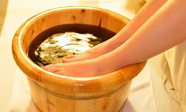 明日大雪，仲冬伊始，早臥晚起，養藏補腎