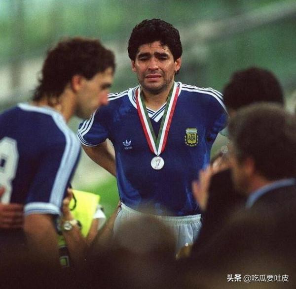 世界盃小歷史，1990年世界盃決賽，爭議的點球？聯邦德國終捧杯