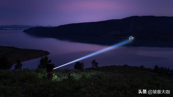 即有外觀設計,又有強悍效能Lumintop Thor II(雷神2) LEP鐳射手電 即有外觀設計,又有強悍效能Lumintop Thor II(雷神2) LEP鐳射手電
