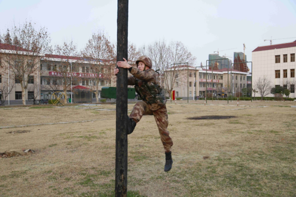 第71集團軍“太行勁旅”:通訊尖兵楊孝益,牛! 第71集團軍“太行勁旅”:通訊尖兵楊孝益,牛!