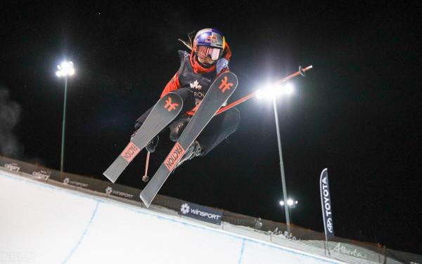 中國滑雪多面手！U型場地世界盃谷愛凌第一，一日出戰兩項進決賽