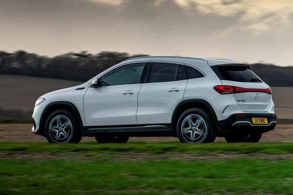 賓士EQA新時代的SUV!內飾不比S級差 但開起來如何? 賓士EQA新時代的SUV!內飾不比S級差 但開起來如何?