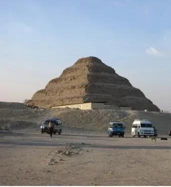 第五章、走入埃及，六、階梯金字塔