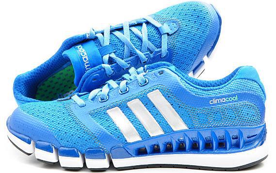 李寧超輕系列回顧！19代曝光外形沒變化，全掌䨻科技，翻車了麼？