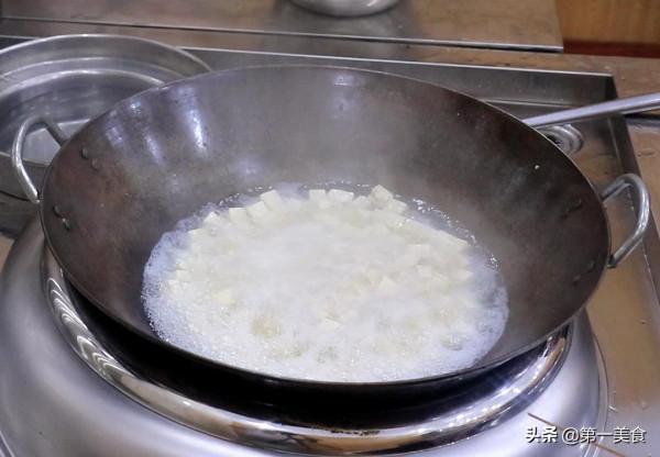 麻婆豆腐原來這麼簡單，廚師長教你訣竅，香辣入味，嫩滑不破碎
