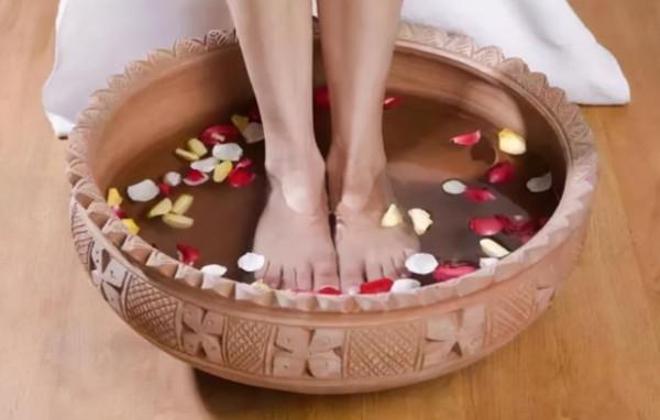 “吃飯大汗，一生白乾”是什麼意思？吃飯時經常出汗意味著什麼？