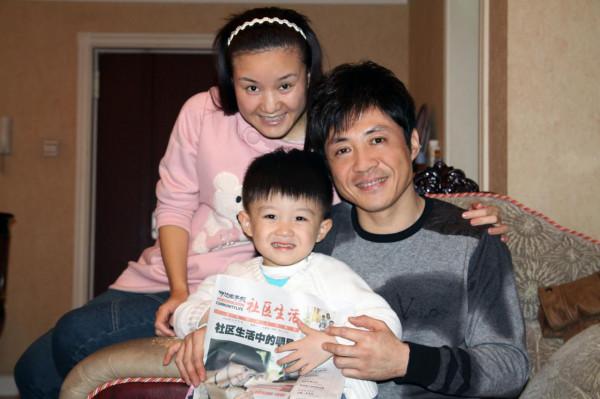 著名歌手李琛：撮合離異父母復婚失敗，帶淚的孝心讓人動容