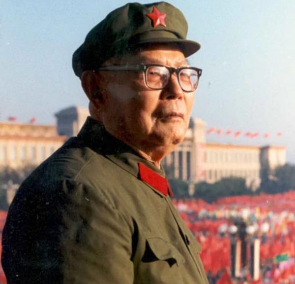 毛主席逝世後，毛岸青曾給葉劍英寫了封信：父親對伯伯是很尊敬的