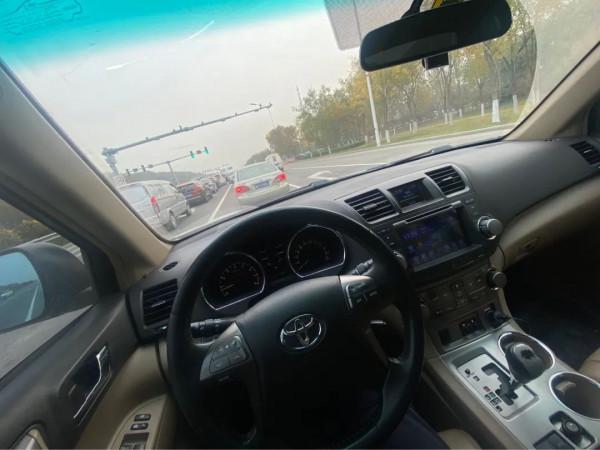 翻新09年老款豐田漢蘭達,28萬公里剛過磨合期,還能再戰20年 翻新09年老款豐田漢蘭達,28萬公里剛過磨合期,還能再戰20年