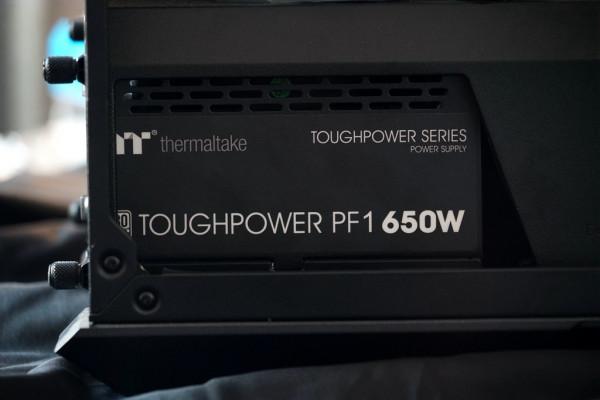 TT鋼影PF1 650白金電源評測：全日系電容+超靜音+十年質保，真香