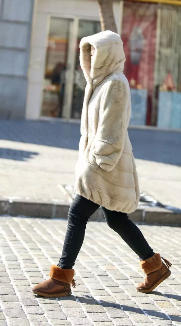 東北人原來是這麼過冬的，雖然裹得厚厚的，也不忘記搭配精緻點