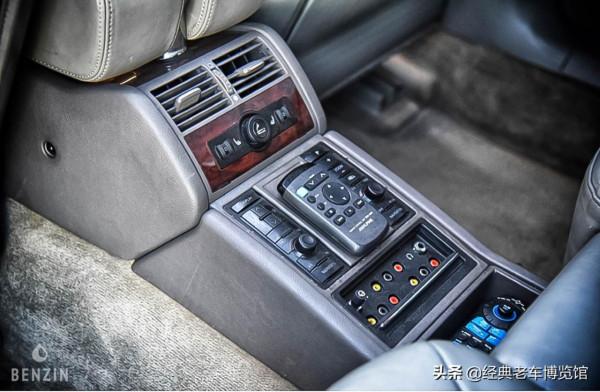 第一代奧迪A8頂配6.0W12，日耳曼D級豪車的曠世之作