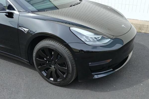 特斯拉輪胎選配終於不用煩惱了 特斯拉輪胎選配終於不用煩惱了